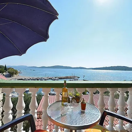 Nada Seaview * Vodice